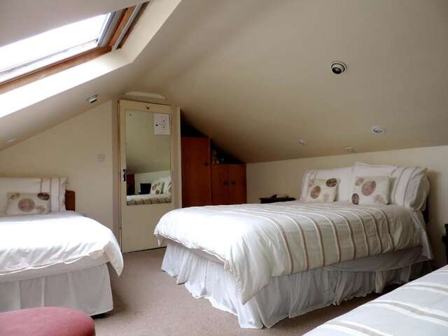 Отели типа «постель и завтрак» Kajon House B&B Clonmacnoise-30
