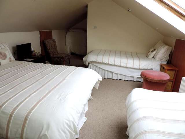 Отели типа «постель и завтрак» Kajon House B&B Clonmacnoise-32